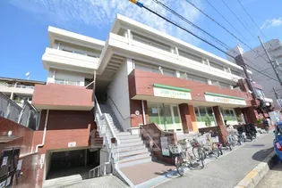 緑地八番館の画像