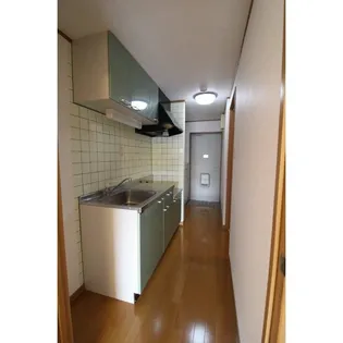 三記マンション杏【4階】の居間