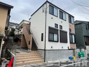 サニーデイズ和泉【2階】の外観