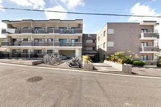 パティオII【3階】の外観