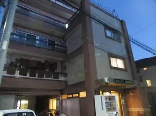 諏訪町マンション【3階】の外観