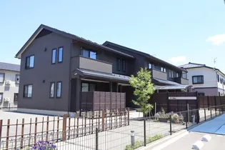 峰【1階】の外観
