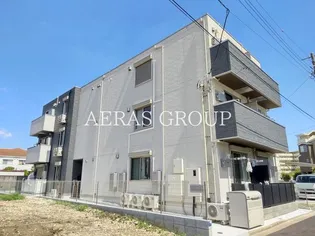 グラナーデ新宿【1階】の外観