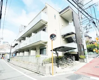 南新宿【1階】の外観