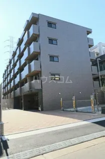 ルーブル武蔵新城参番館【3階】の外観