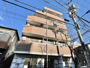 ロイヤル東十条【3階】の外観