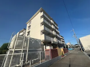 第一ハイツ宮本の画像