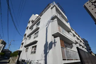 第一イスズビル【1階】の外観