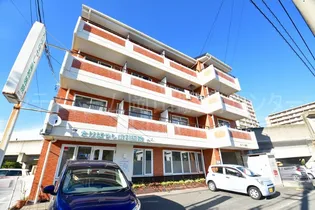 岡山県岡山市北区富町2【マンション】の外観