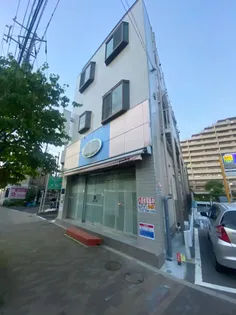 東京都足立区栗原3【マンション】の外観