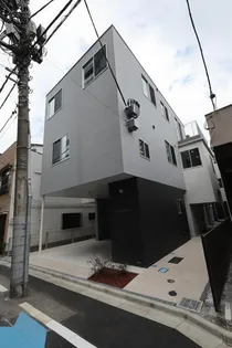 TAKANAWA CUBE East 高輪キューブ イースト【1階】の外観