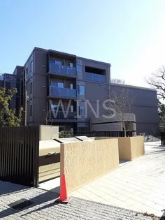 東京都世田谷区粕谷2【マンション】の外観