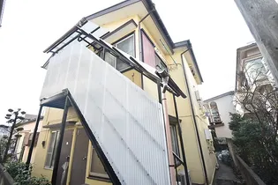 東京都調布市国領町5【アパート】の外観