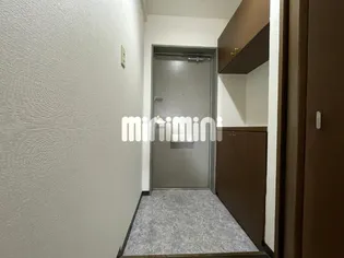 セレクト大岩【4階】の玄関