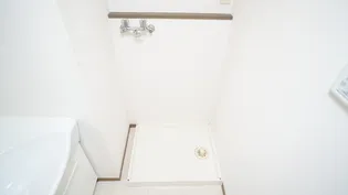 サンマンションアトレ青山【2階】の内装