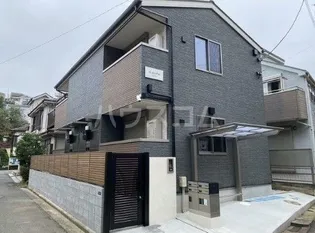 イルデパン【2階】の外観