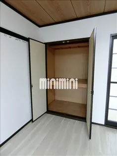 エステート阿倉川 B棟【1階】の内装