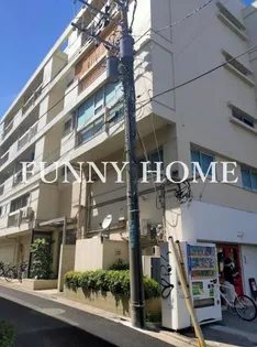 東京都世田谷区若林3【マンション】の外観