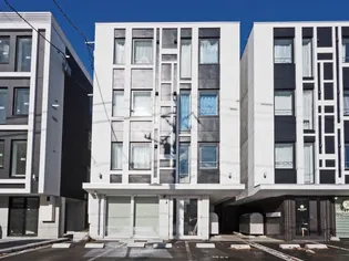 メニーズコート創成タウンC棟【4階】の外観