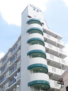 ビバリーヒルズ泉尾の画像