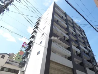 ラクラス横浜【2階】の外観