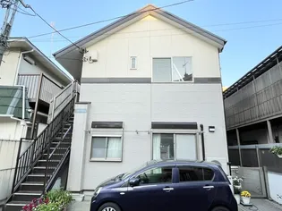 ポワ-ヴル【2階】の外観