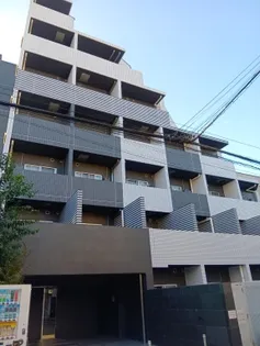 東京都新宿区改代町【マンション】の外観