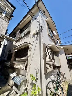 ハウスグリーン【2階】の外観