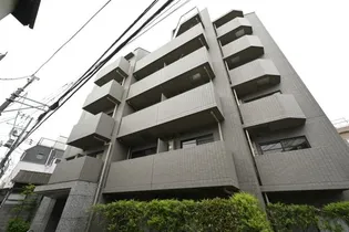 ルーブル中野坂上参番館【4階】の外観