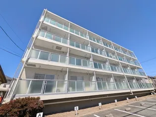グランテット【1階】の外観