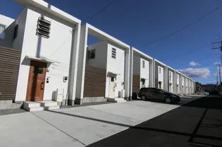 静岡県沼津市若葉町【一戸建】の外観