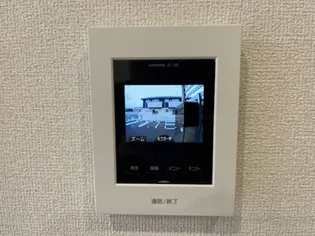 ロイヤルタウン上峰C【2階】の内装