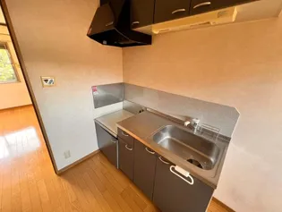 パーシモンヒルズ【2階】のキッチン