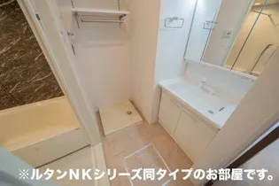 イーストブルー II【2階】の内装