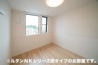 イーストブルー II【2階】の内装