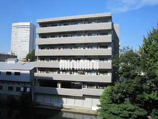 グランド オウエスト【2階】の外観