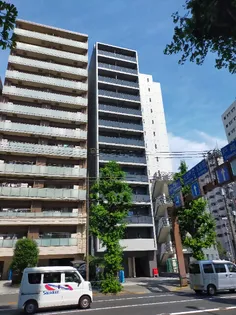 シーズンフラッツ武蔵小山【7階】の外観