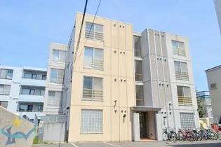 エムプラス山鼻の画像