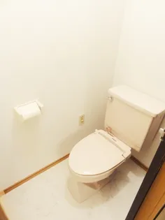 ベルマーレ遠山【2階】の内装