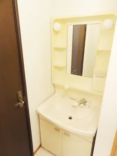 ベルマーレ遠山【2階】の内装