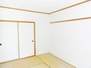 ベルマーレ遠山【2階】の内装