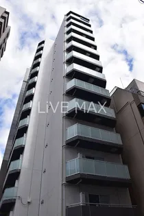 ジェノヴィア上野IIIスカイガーデン【4階】の外観