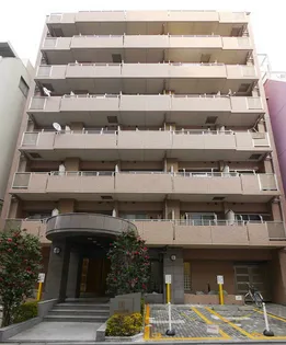 東京都新宿区新宿5【マンション】の外観