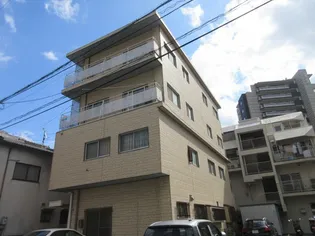 鳴戸ビル【3階】の外観