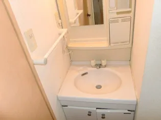 クレストール餅ヶ浜【2階】の内装