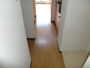 クレストール餅ヶ浜【2階】の内装