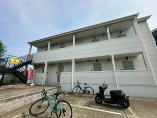 神奈川県平塚市真田1【アパート】の外観