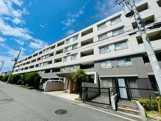 ライオンズステーションプラザ横濱丸山台【3階】の外観