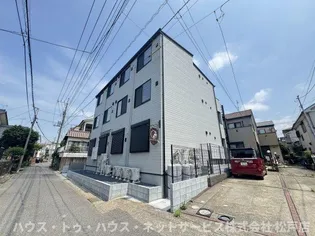 丘の上のフルールの画像