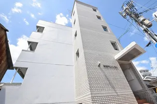 新鶴マンションの画像